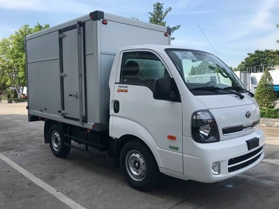 Xe tải 2 tấn chở hàng ở Bắc Ninh